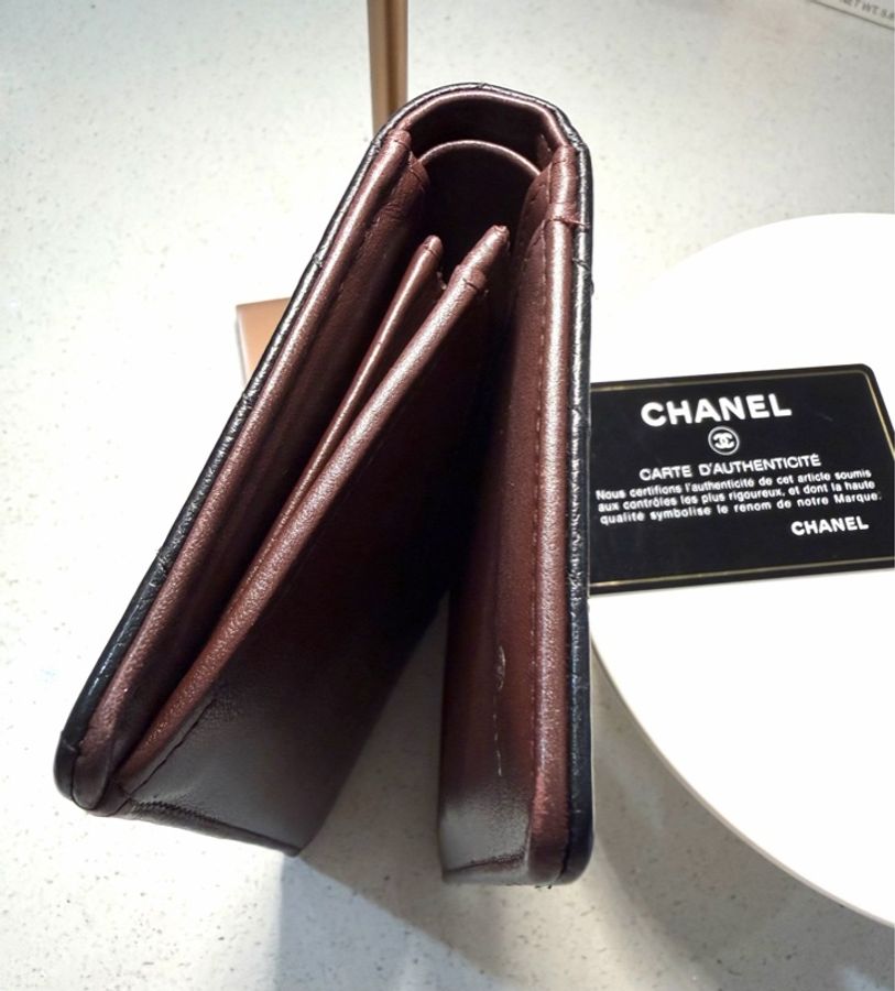 Chanel經典山形紋對開長夾-5