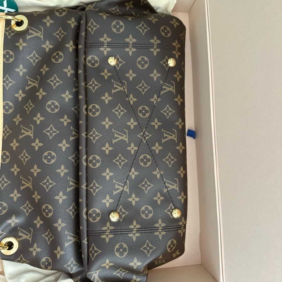 Louis Vuitton Artsy Monogram MM Brown-5