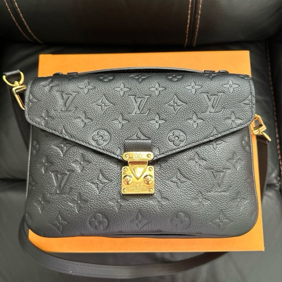 LV Pochette Métis-0