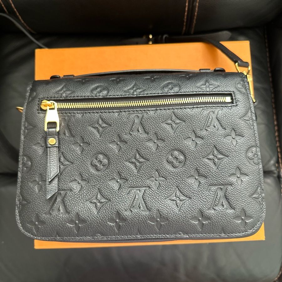 LV Pochette Métis-6
