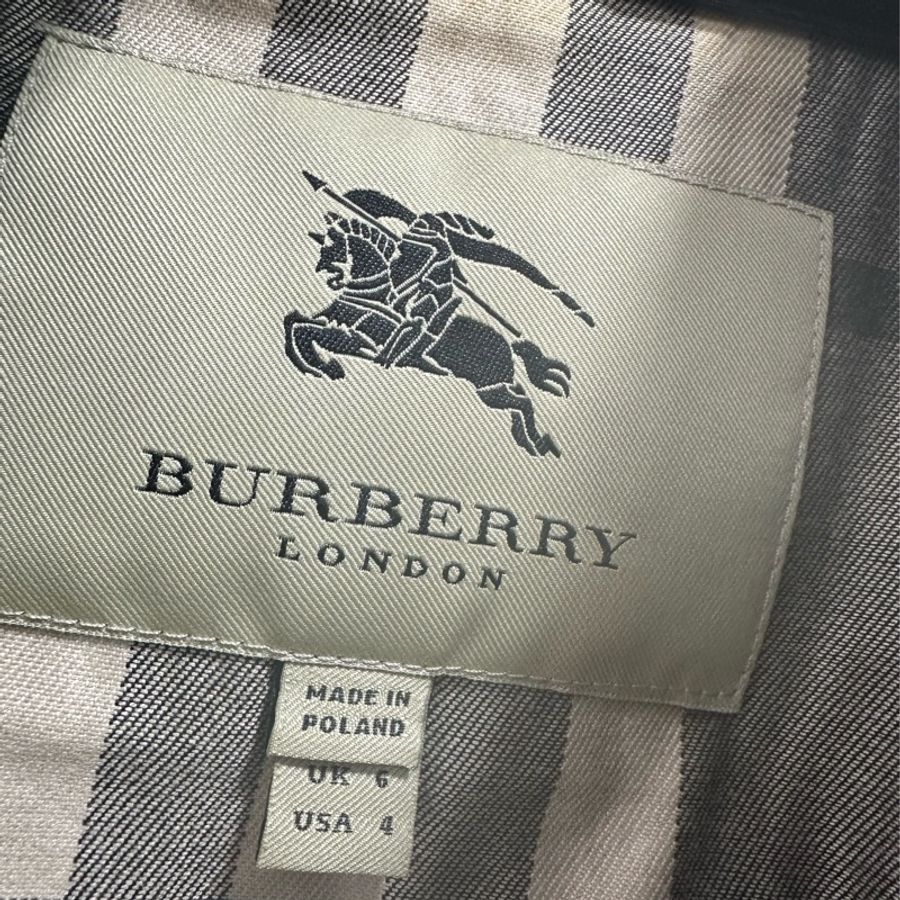 Burberry 博柏利雙排扣內里格短版紋風衣外套-2