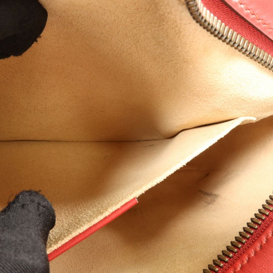GUCCI 牛皮皮革GG Marmont Small Camera Bag肩背袋-15