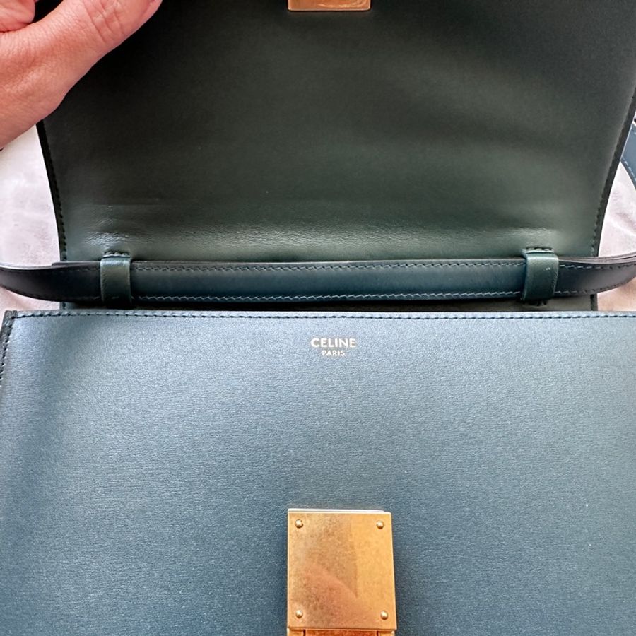 CELINE Classic Box|墨綠法式質感金釦包-9