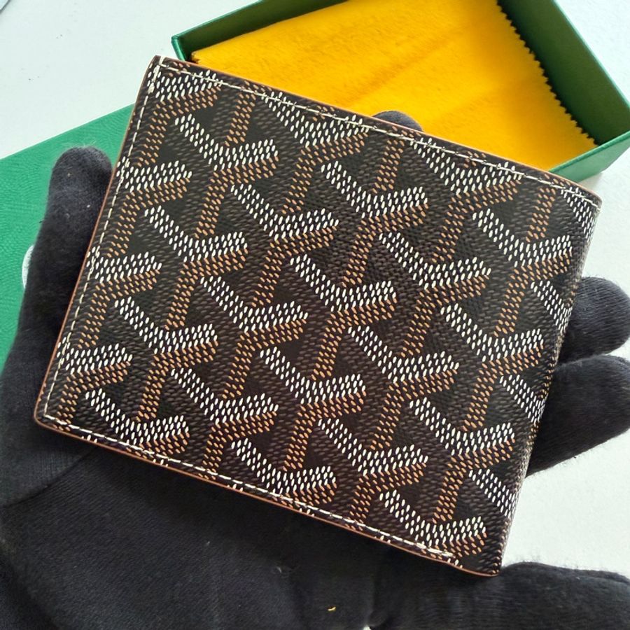 Goyard Victoire Wallet 對折8卡短夾 全新 （黑棕色）-2