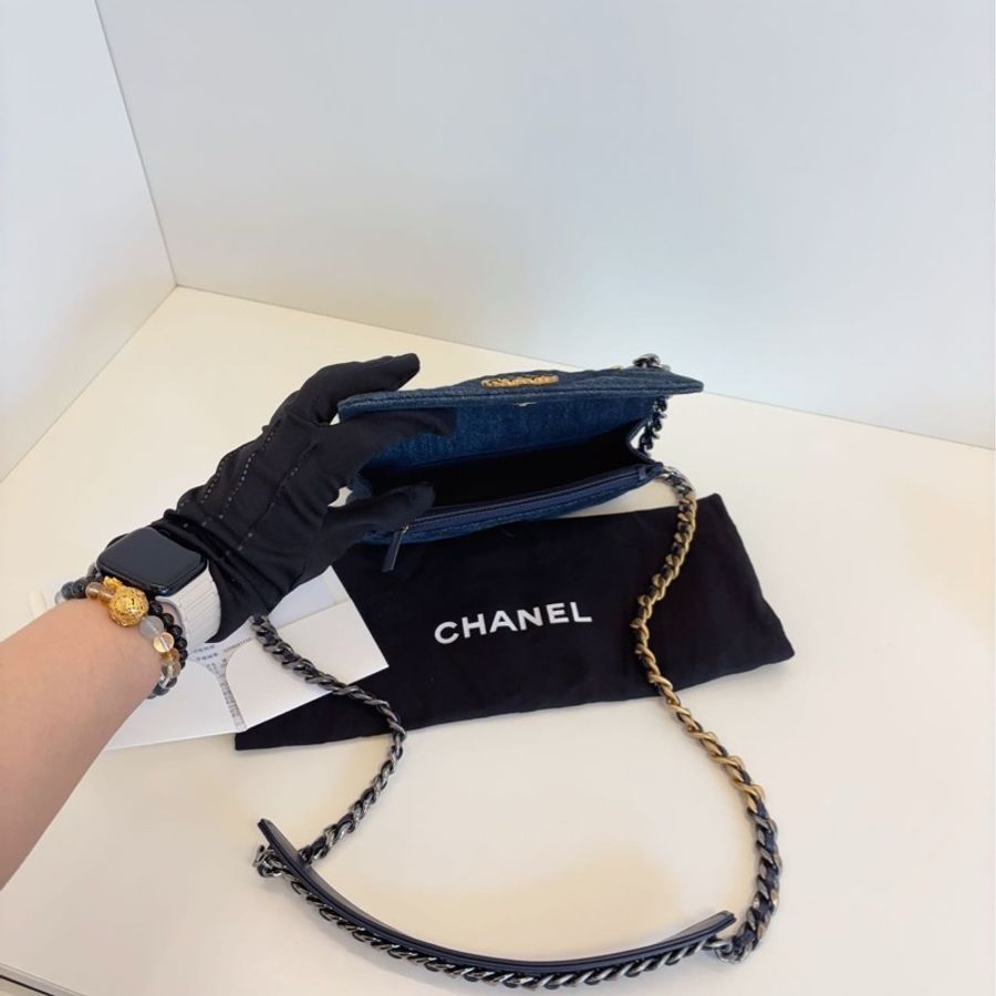💎Chanel香奈兒｜牛仔金扣 mini 19bag Woc鏈條包｜芯片款99新-8