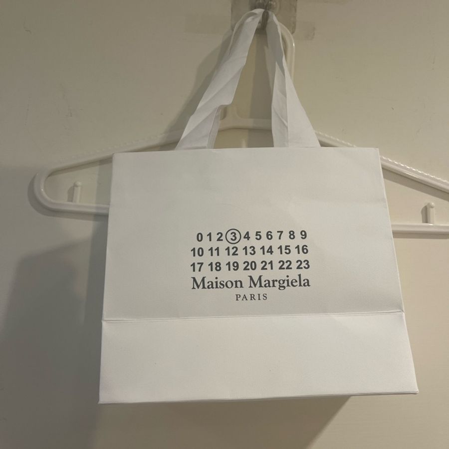Maison Margiela 白色男44碼簡約logo短T-28