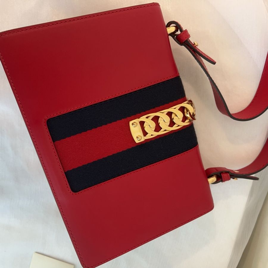 ෆ Gucci Sylvie塞爾維亞緞帶包🎀🌹-14