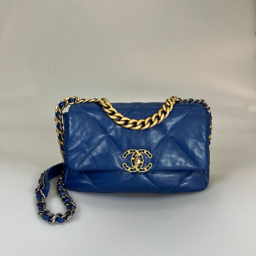 CHANEL 19包 小號 藍羊皮 AS1160/保卡款29開-1