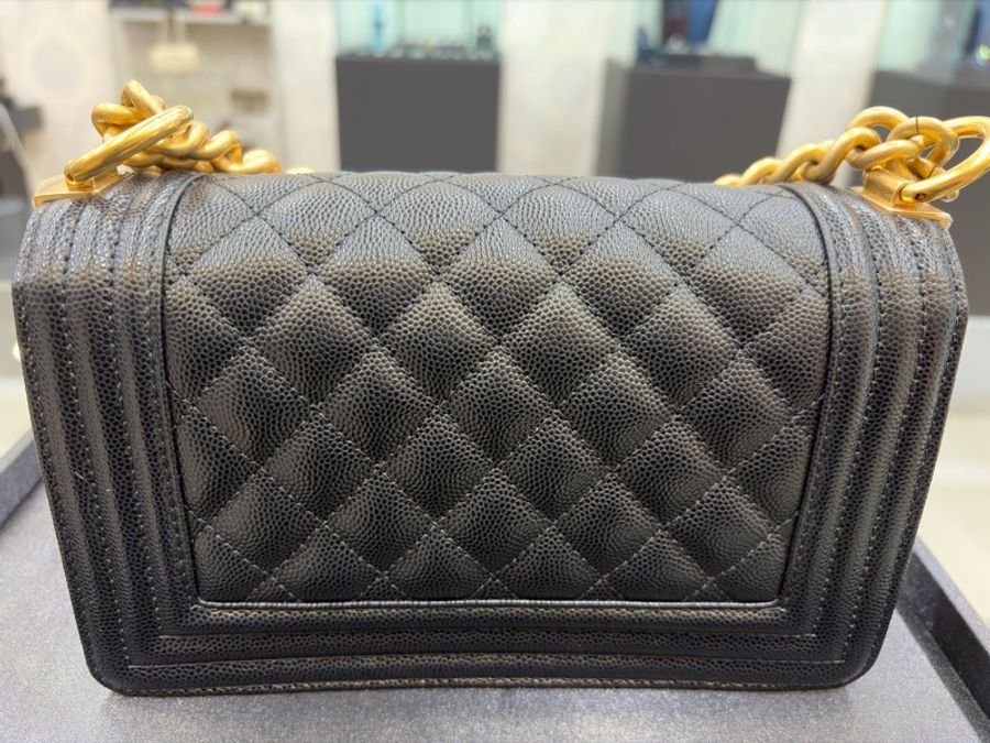 CHANEL BOY 20-1