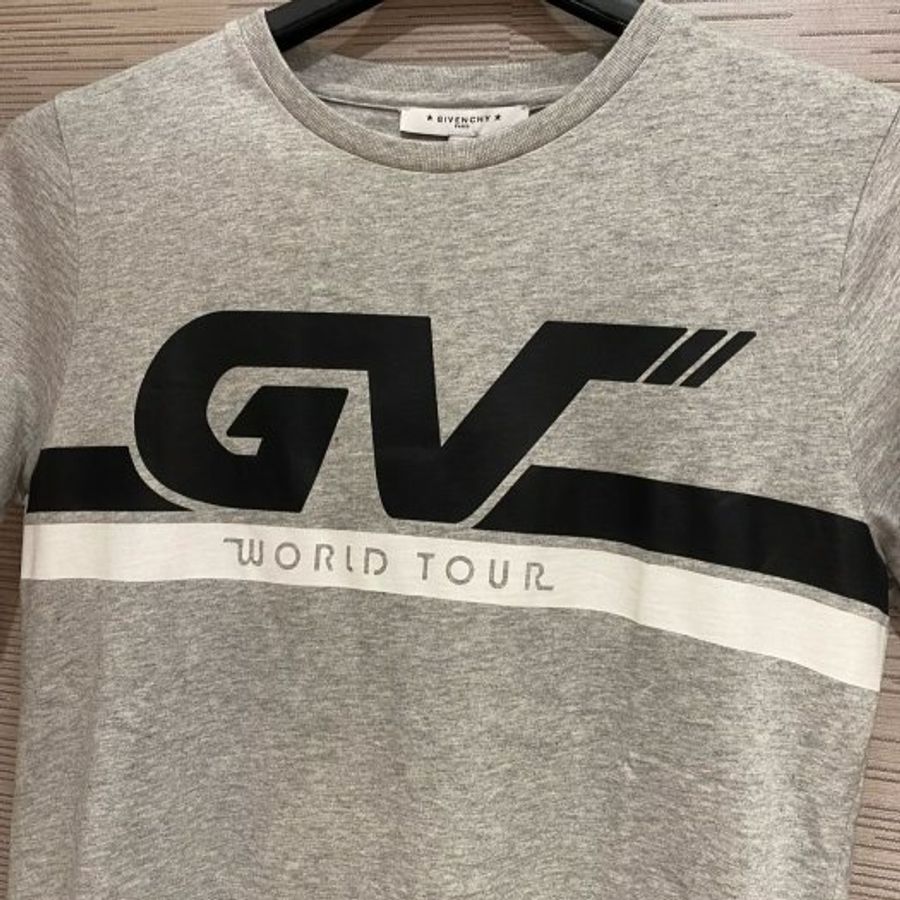 💎Han's house精品服飾💎GIVENCHY 紀梵希 短t 短袖 T恤 ~青年款14 Y-4
