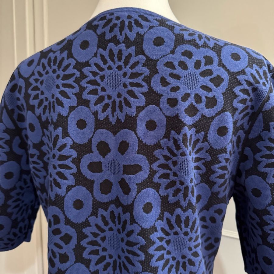 《新歡舊愛》近新正品Burberry深藍色厚針織彈性洋裝適合M~L-7