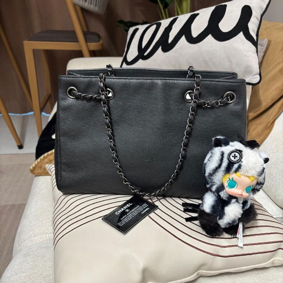 Chanel chain tote bag Caviar Skin grey 灰魚子醬牛皮復古銀扣-4