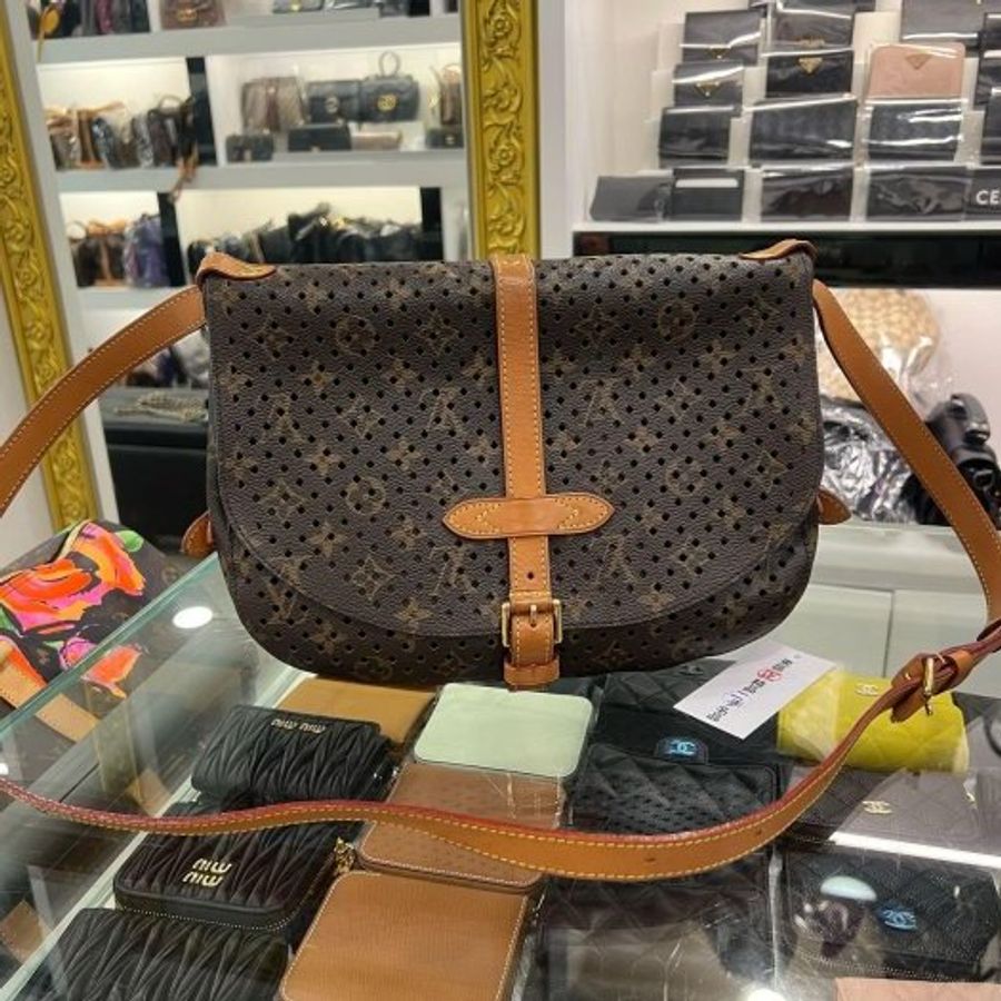 東區正精品㊣LV M93998 原花綠色洞洞雙面小馬鞍包斜背包 RZ6478-8