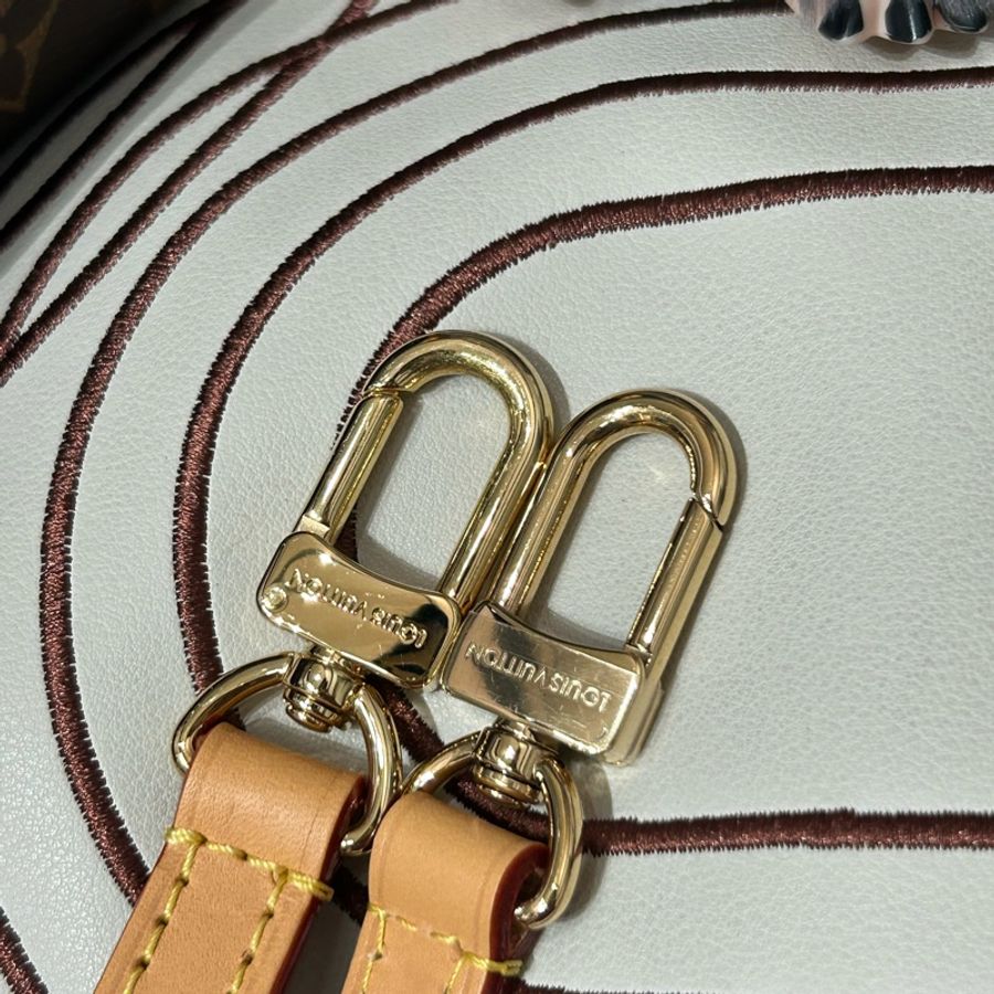 Lv Side Trunk PM M46815-7