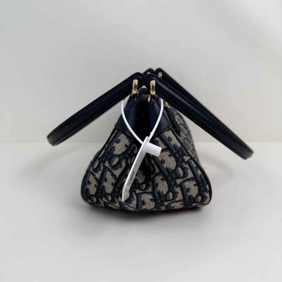✨DIOR/迪奧 Key 金扣 Oblique老花刺繡滿印 腋下包單肩包手提包 小號 芯片款 藍色 底長21cm❤️正品-4