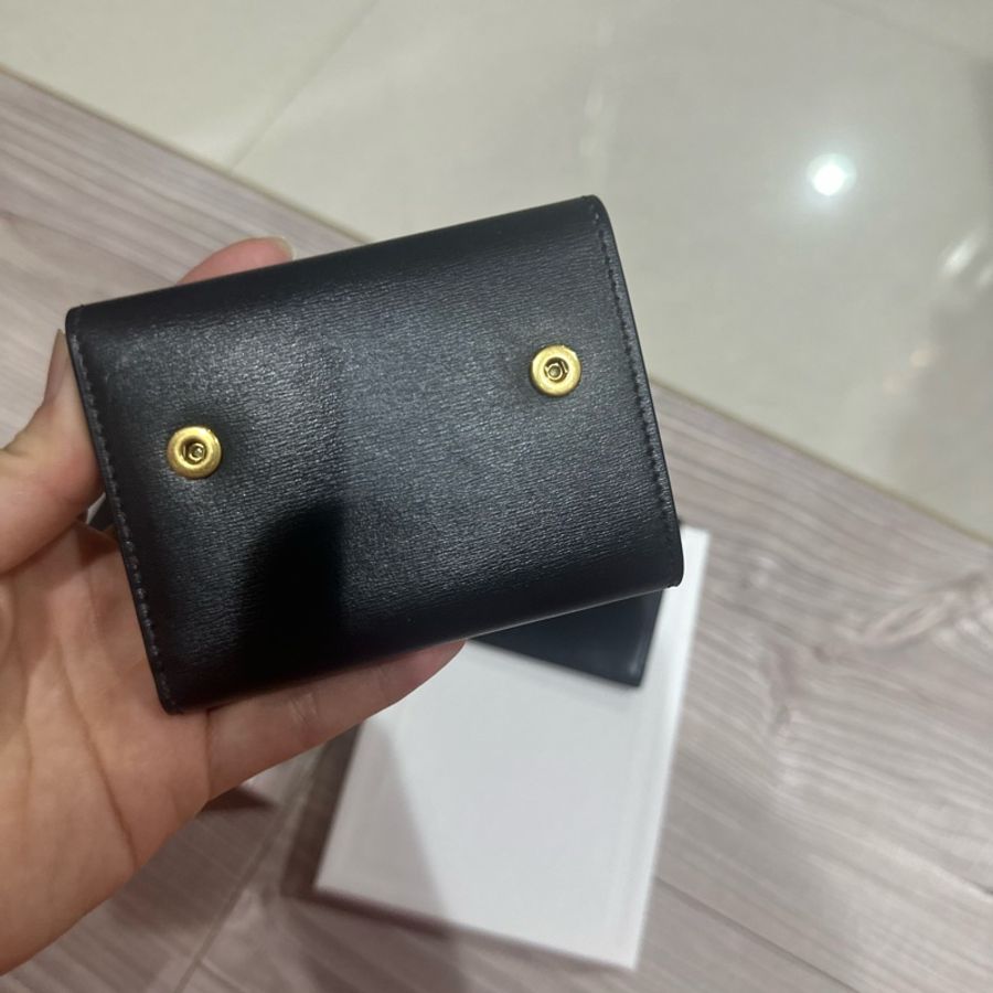 Celine 黑金2用式短夾8新-3