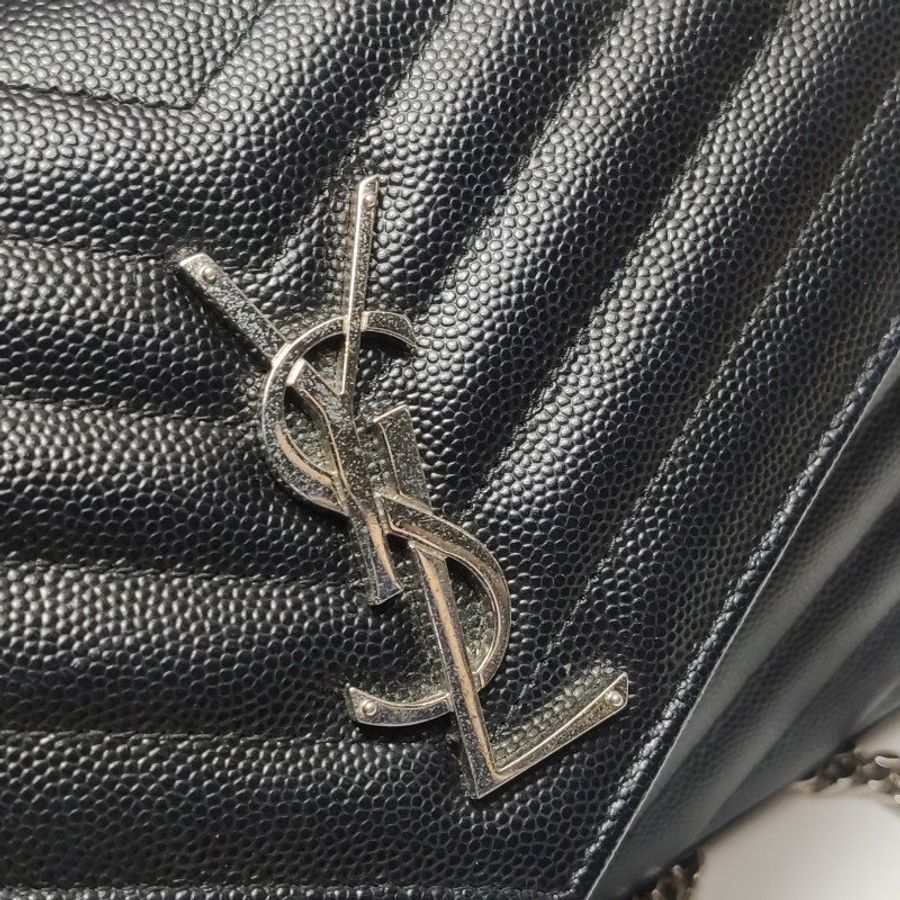 Saint Laurent Envelope牛皮V紋絎縫YSL標誌斜背包肩背包-11
