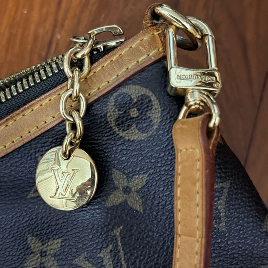 Louis Vuitton LV 2用 水餃包 手提 肩背-4