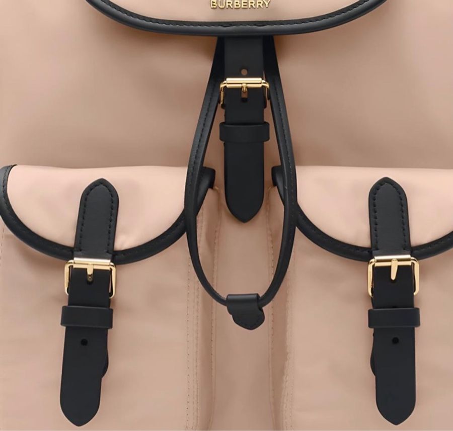 Burberry 女士 翻蓋雙肩包均碼碼26cm*14cm*31cm-2
