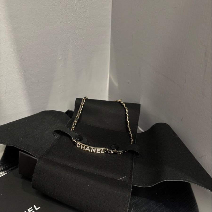 全新閒置品🌟Chanel 21V 皮穿鏈水鑽Logo項鍊|Classic Trend CT精品|台北東區實體-7