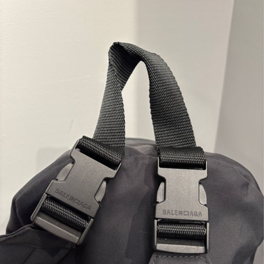 全新閒置有購證🌟Balenciaga Reversible Backpack 雙面背 後背包|Classic Trend CT精品|台北東區實體-9