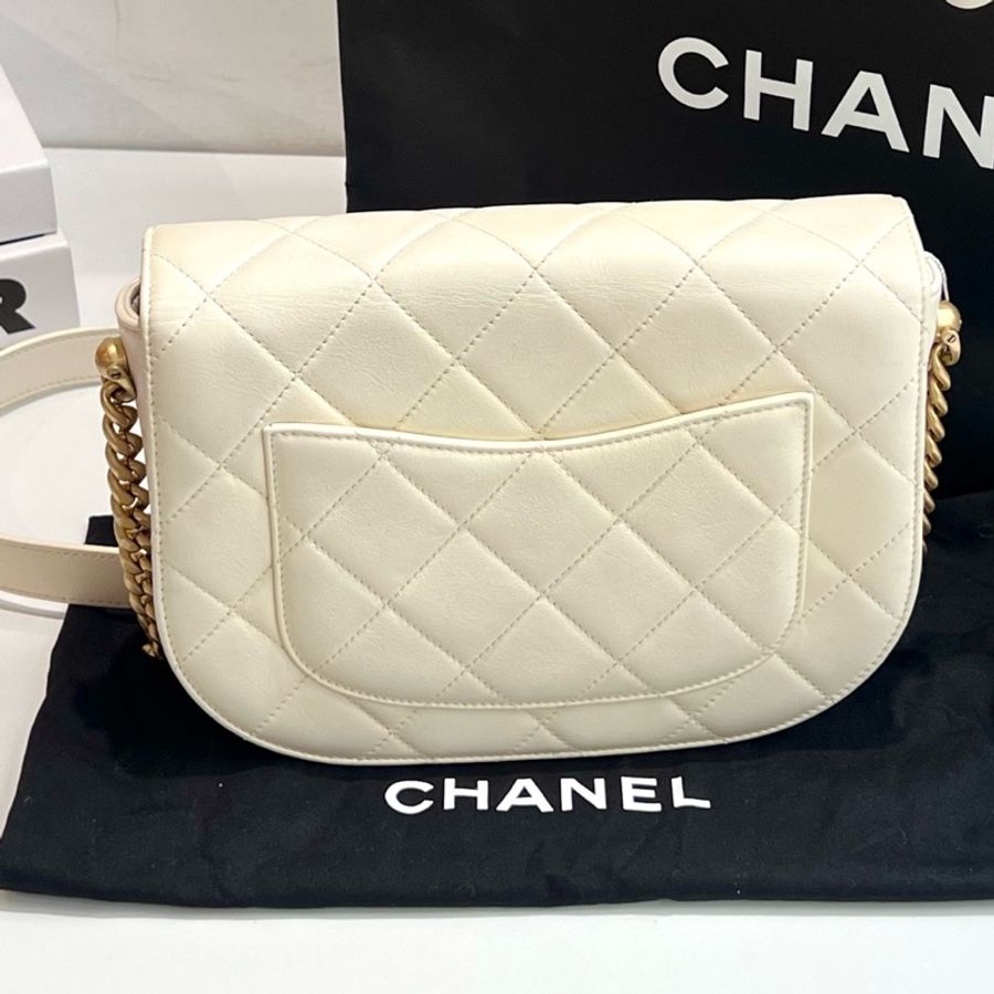 香奈兒 Chanel 白色馬鞍斜挎包 31開 底長20-7