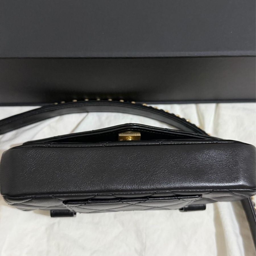 Chanel 限量絕版腰包-6