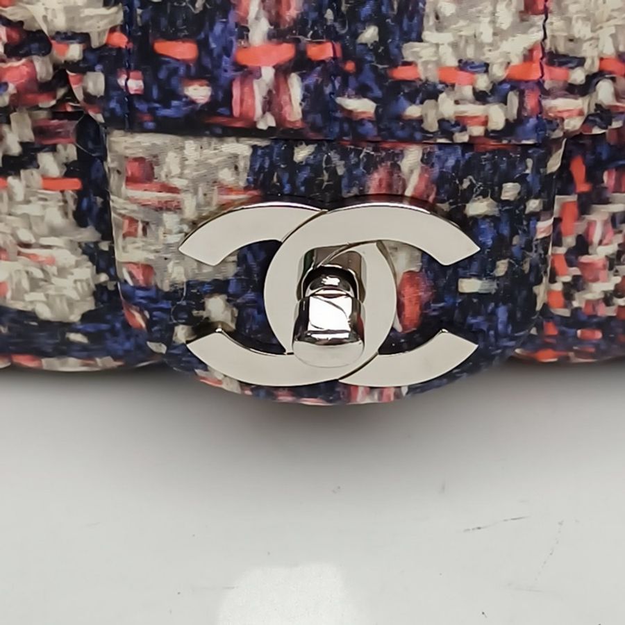 CHANEL 拼色尼龍18開銀扣滑雪系列CF口蓋包單肩包-4