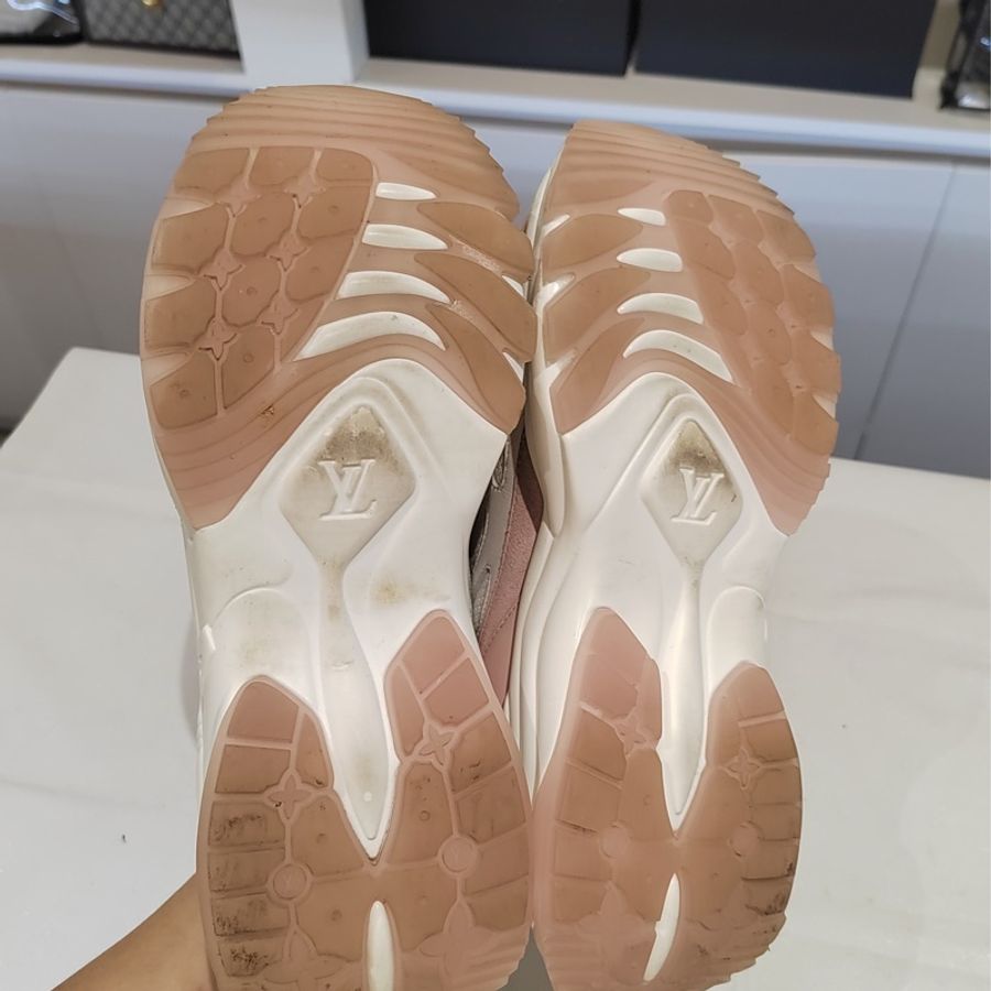 98新LV女士大logo老爹鞋,39碼,粉白拼色設計,四葉草裝飾,增高顯腿長-5