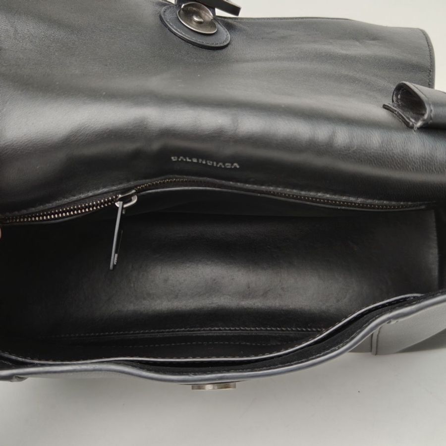 BALENCIAGA Downtown小號30黑色牛皮肩背包-5