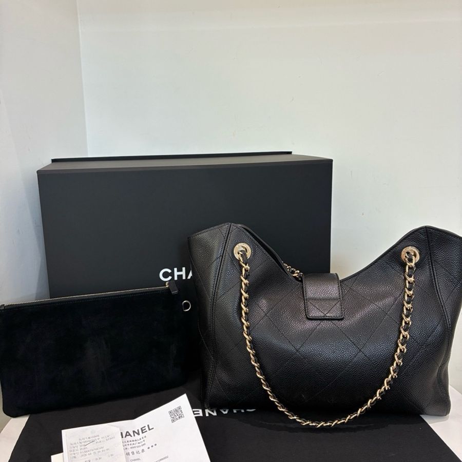 🆕Chanel香奈兒 26P腋下hobo雙C 經典菱格紋托特包肩背包 黑金配色✅正品-1