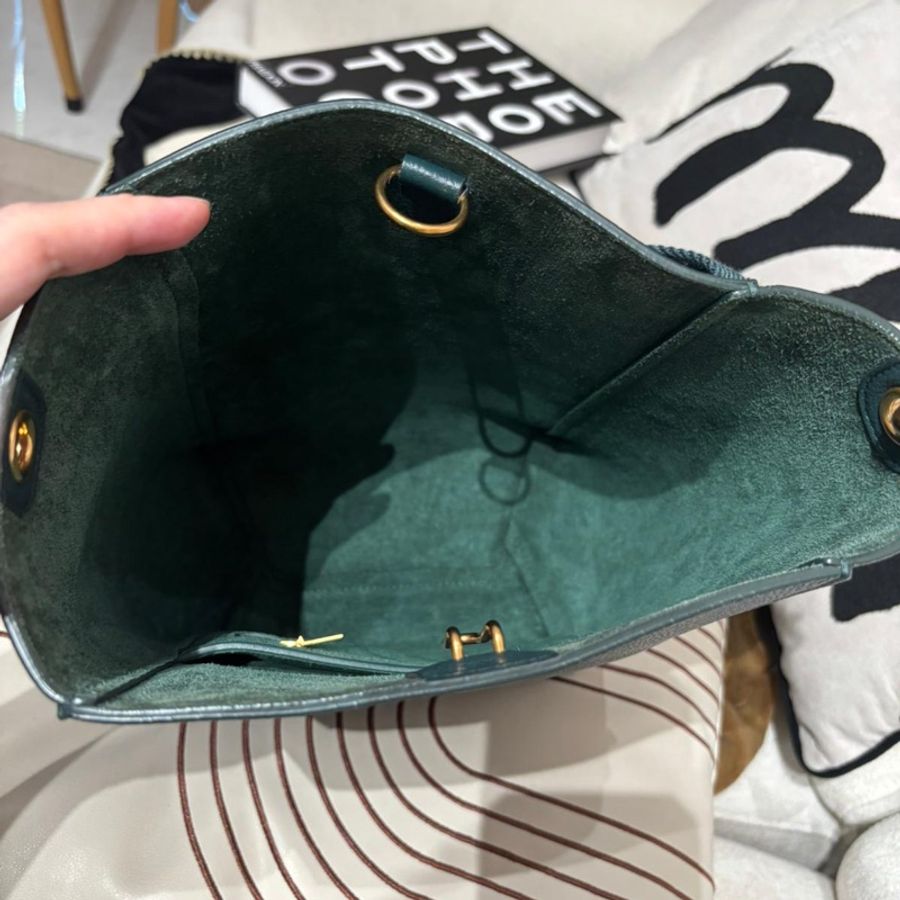 CELINE SANGLE small calfskin Shoulder Bag Green-6