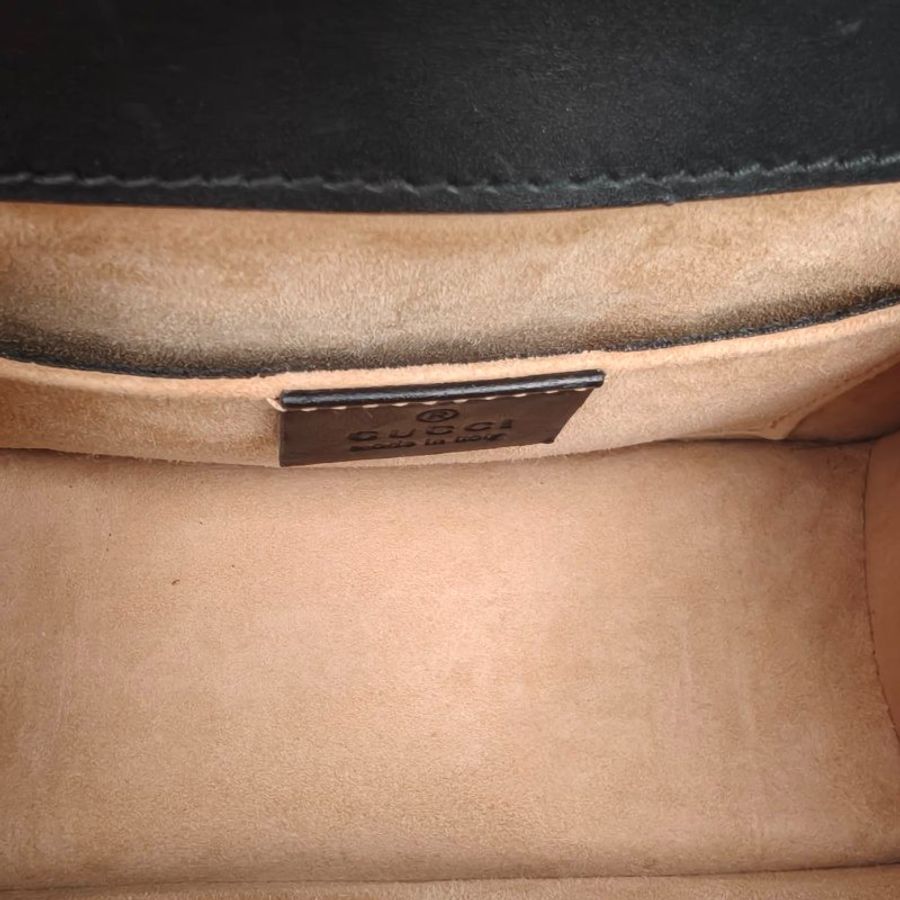 GUCCI Sylvie塞爾維亞絲帶包手提Mini黑色牛皮金扣肩背包-5
