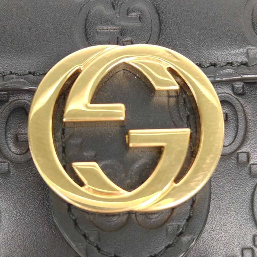 GUCCI InterlockWoc19黑色牛皮金扣肩背包-4