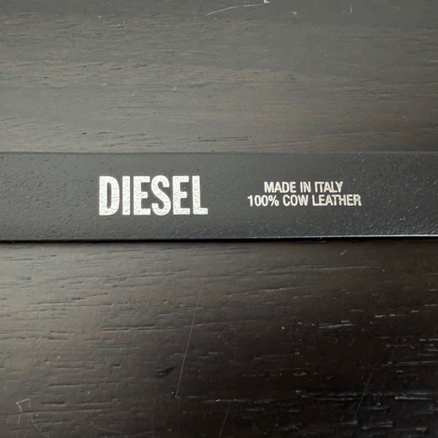 Diesel 黑色皮革水鑽D字扣腰帶-6