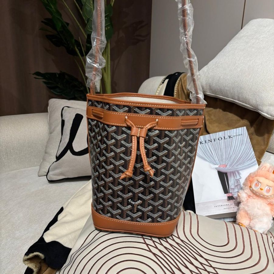 Goyard Petit Bucket Bag Tan-0