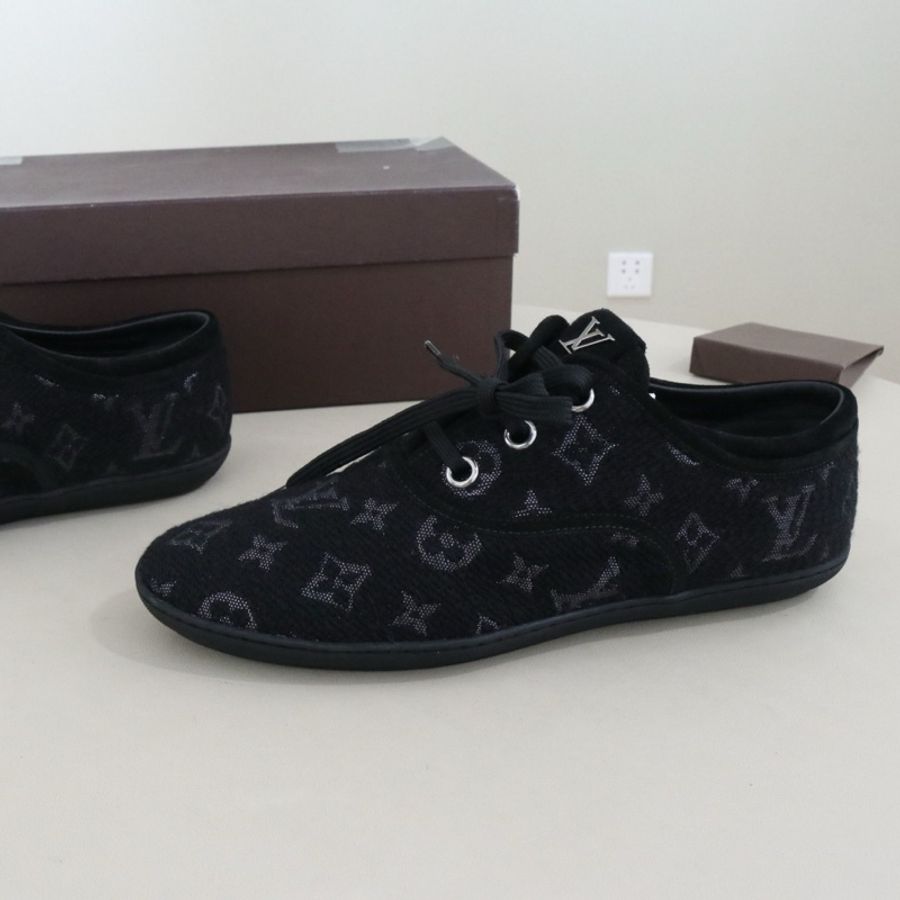 LV 路易威登 Foxtrot Sneaker 女鞋,黑色,37.5碼,無附件-1