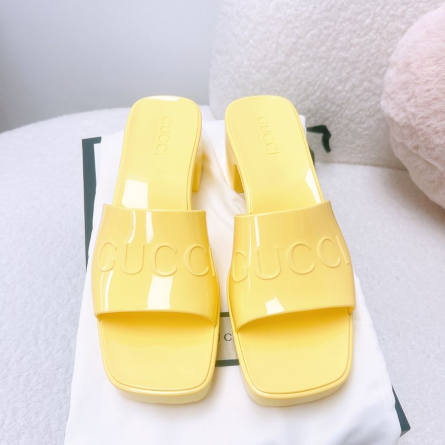 閒置 Gucci 淡黃色果凍拖鞋-0