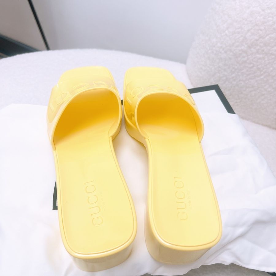 閒置 Gucci 淡黃色果凍拖鞋-6