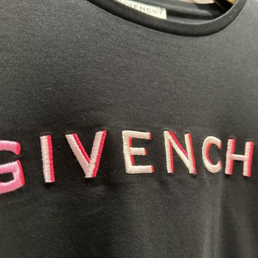 💎Han's house精品服飾💎GIVENCHY 紀梵希 長T 現貨 青年款=女成人 S M-4