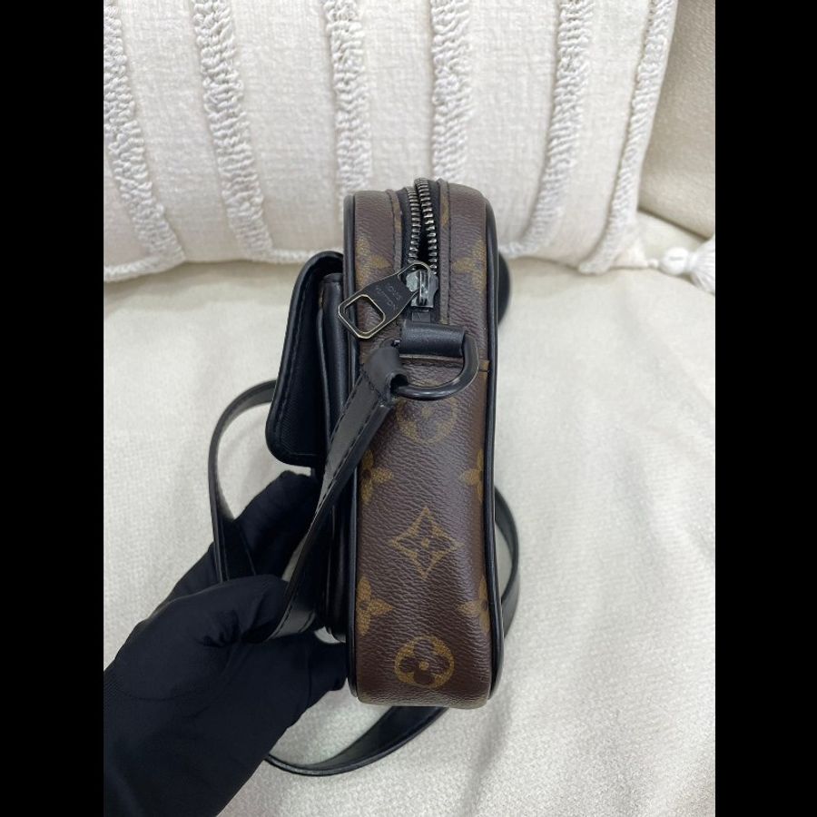 LV 斜挎相機包 Christopher-3