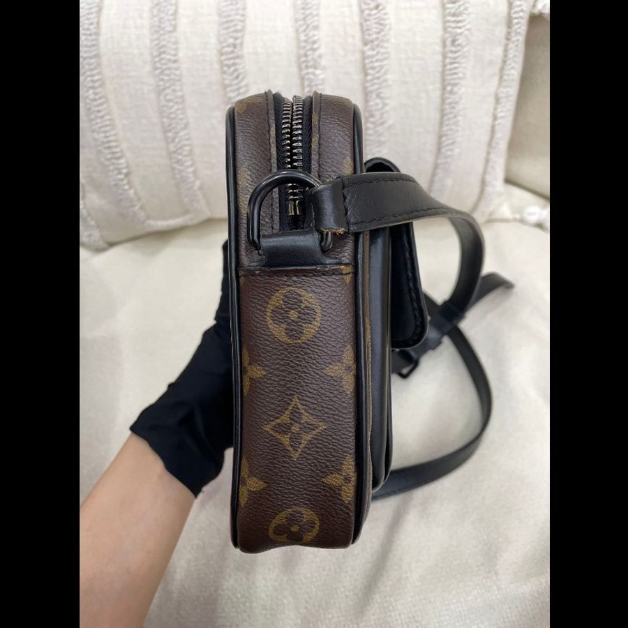 LV 斜挎相機包 Christopher-21