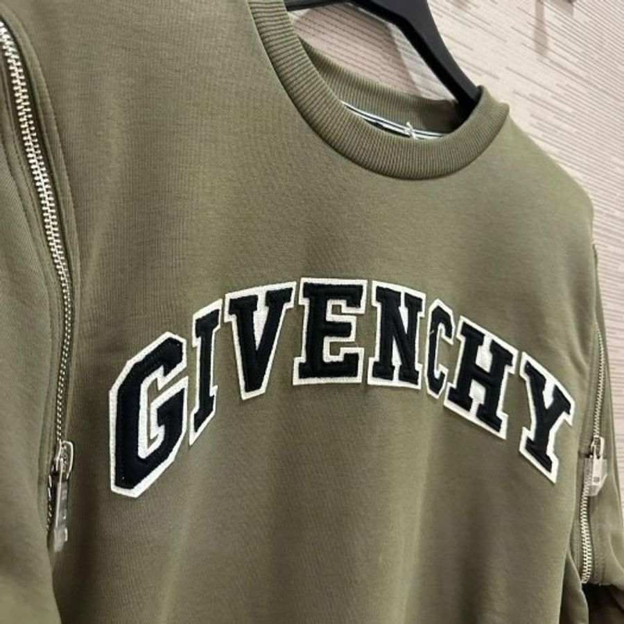💎Han's house精品服飾💎GIVENCHY 紀梵希 刺繡 兩穿 背心 大學T 衛衣 現貨青年款-4
