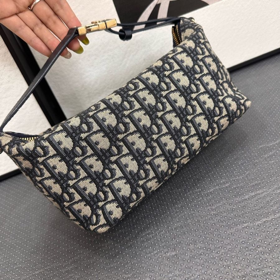 Dior迪奧 Travel Nomad老花飯盒包24年-0
