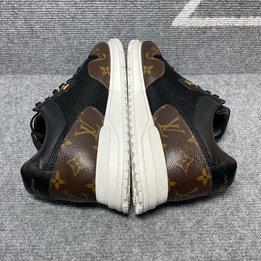 Louis Vuitton 路易威登 黑棕色老花運動鞋41.5碼-1