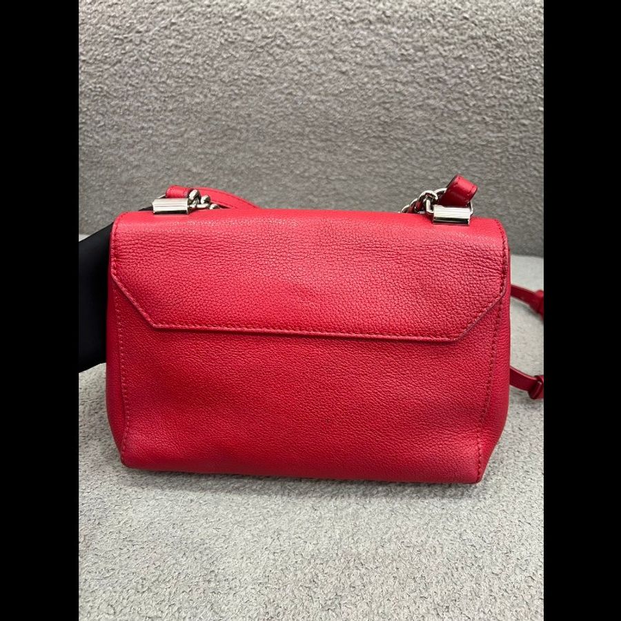 LV Lock Me BB 牛皮 郵差包 -6