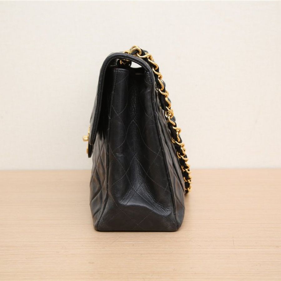 CHANEL 中古黑金羊貝嫂34羊皮2開肩背包-1