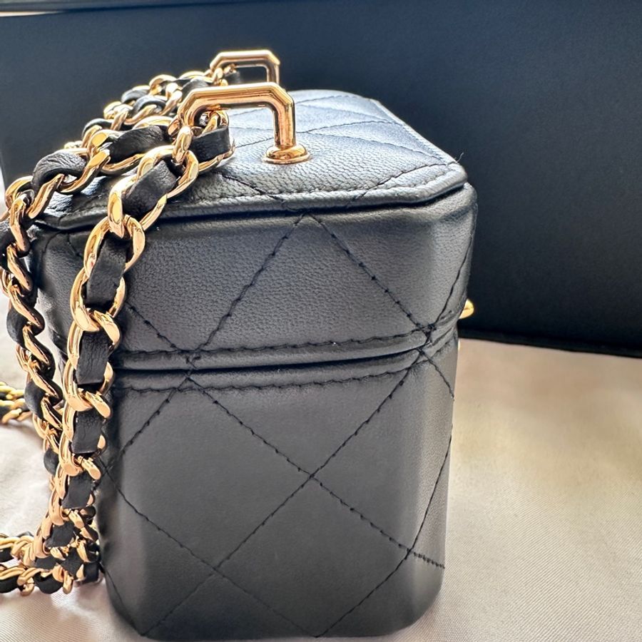 CHANEL|Place Vendôme 芳登廣場珠寶盒鏈條包 ✨閒置新-17