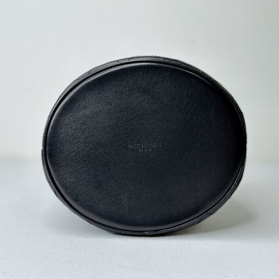 YSL Gaby Bucket黑金羊皮翻蓋水桶包-10