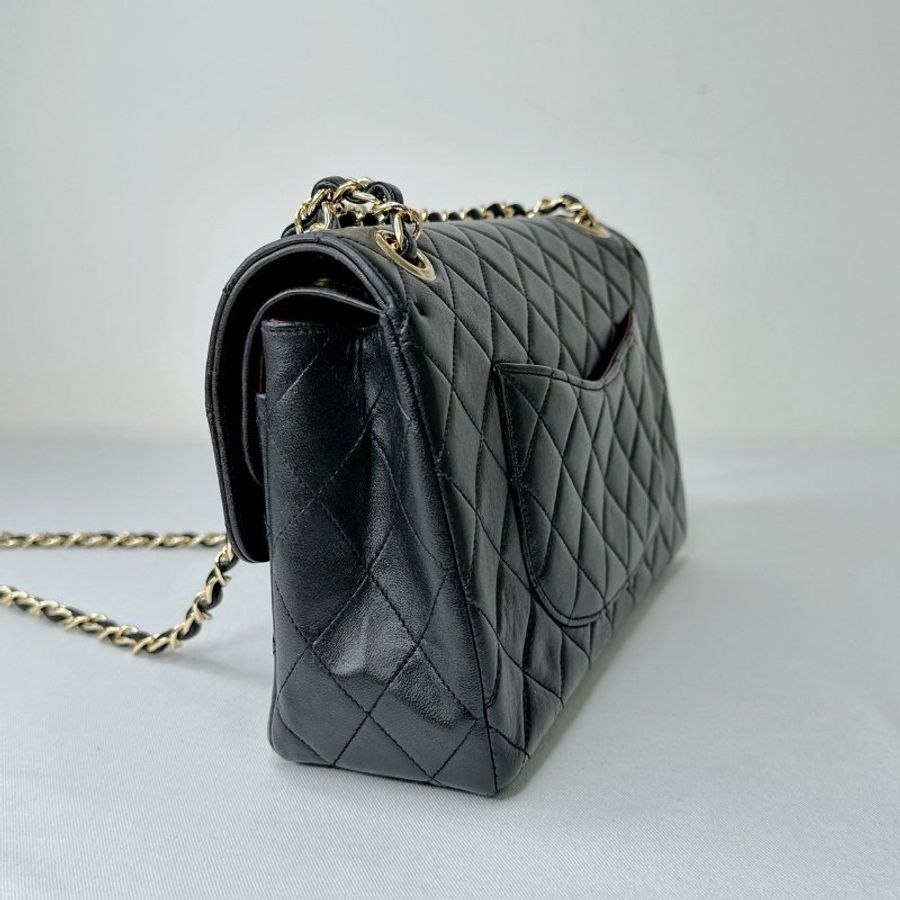 CHANEL Vintage黑金羊皮翻蓋鏈帶包-5